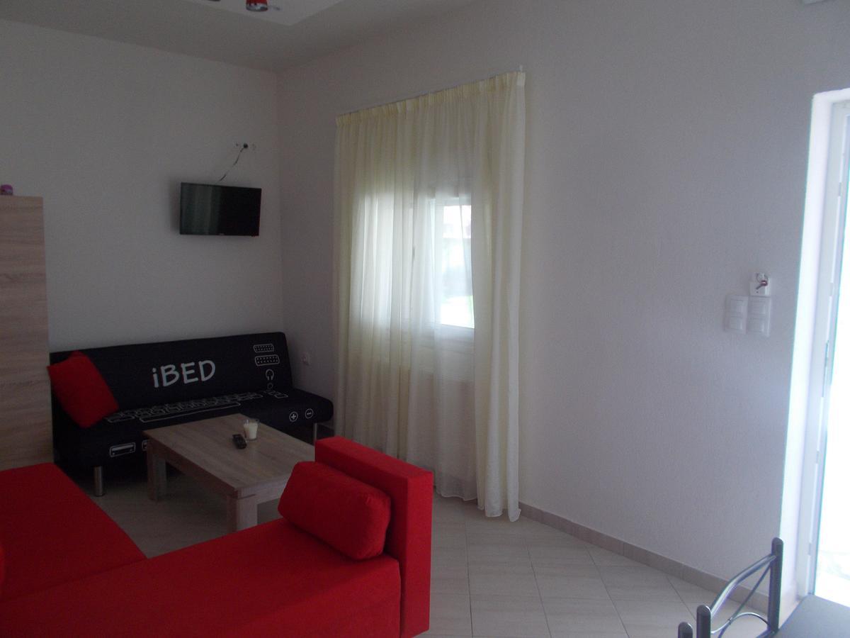 Elena Rooms-Apartments Asprovalta Exterior foto